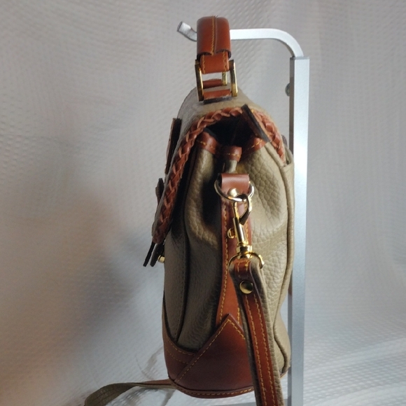 Dooney & Bourke Vintage All Weather Pebbled Leather Satchel W Strap - Picture 7 of 15